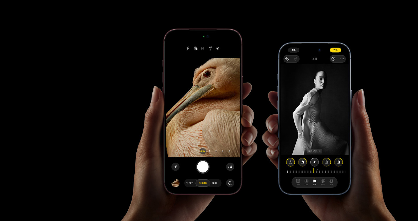 iPhone 18 Pro와 iPhone 18 Pro Max를 각각 손에 들고 카메라 앱과 사진 편집 화면을 보여준다.